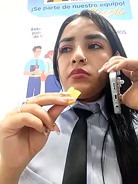 MAYE__13's cam snapshot