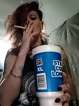 renegade_vyxxen's cam snapshot