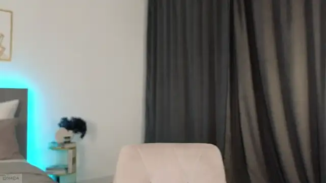 adele_armass's cam snapshot