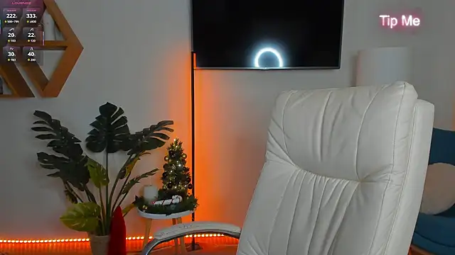 Cherry___Kiss live sex cam