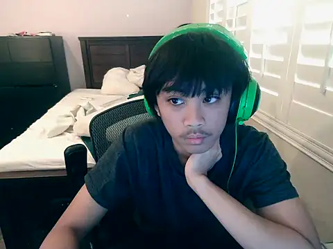 youngasianboy2007 live sex cam