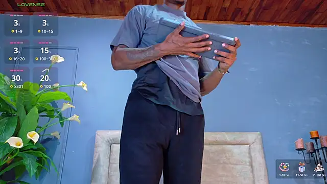 hunter_biggest live sex cam