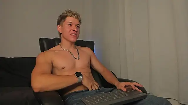 nathan_blake live sex cam