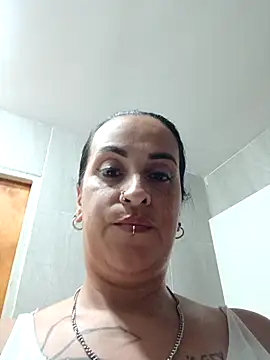 indianalove37's cam snapshot