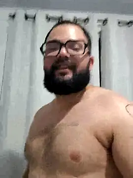 NoahRJ1 live sex cam