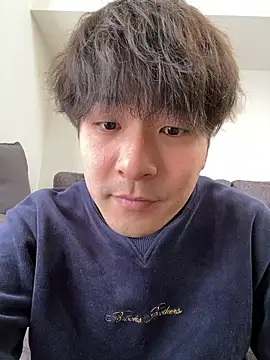 yuuki8910 live sex cam