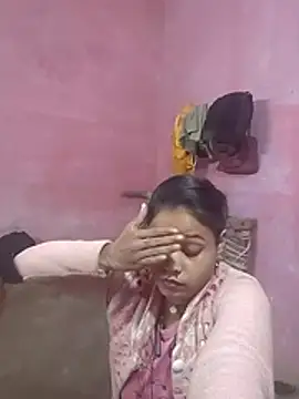 00PUJA's cam snapshot