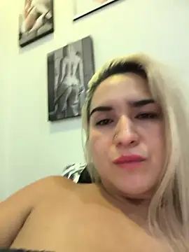 XxxVale1993's cam snapshot