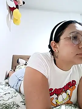 You-kitty2025 live sex cam