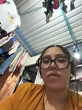 LyaRose live sex cam