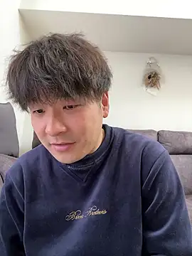 yuuki8910 live sex cam