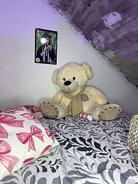 Melody_rouxxx's cam snapshot