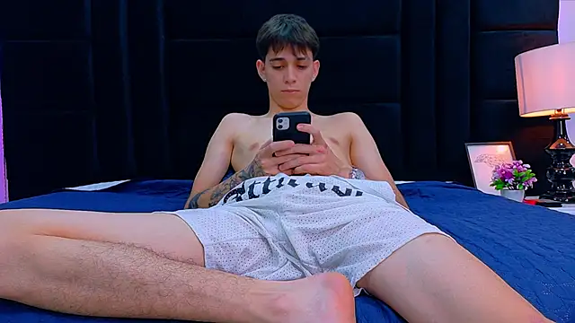 Lion_Foster01 live sex cam