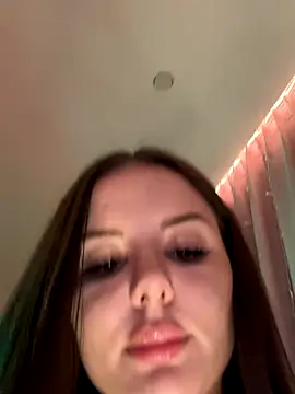 Alina_Vibe_Me live sex cam