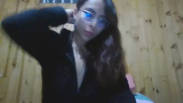 Roselingalvis13's cam snapshot