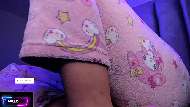 Kitty_Gang's cam snapshot