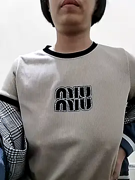 love_sexy090's cam snapshot