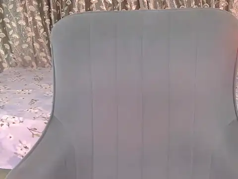 alaviya-19's cam snapshot