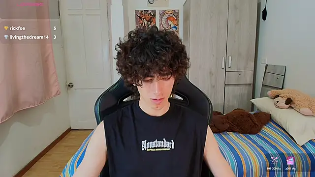 Nude_Boy18's cam snapshot