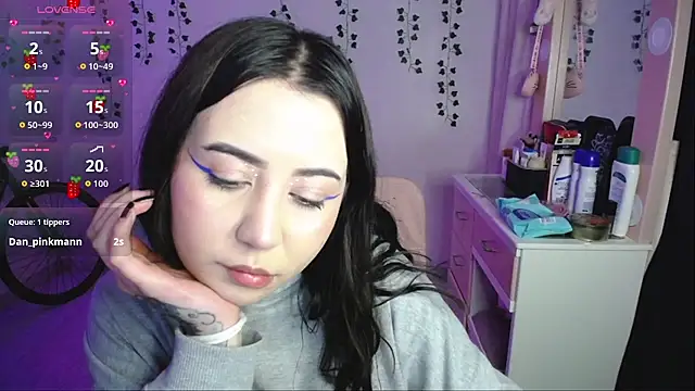 iris_sky's cam snapshot