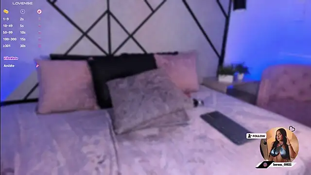 MaraMartine live sex cam