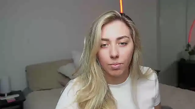 Lulu_berkeley live sex cam