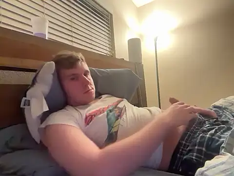 eddieeeeee1232 live sex cam