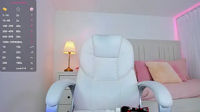 ami_sweet18 live sex cam