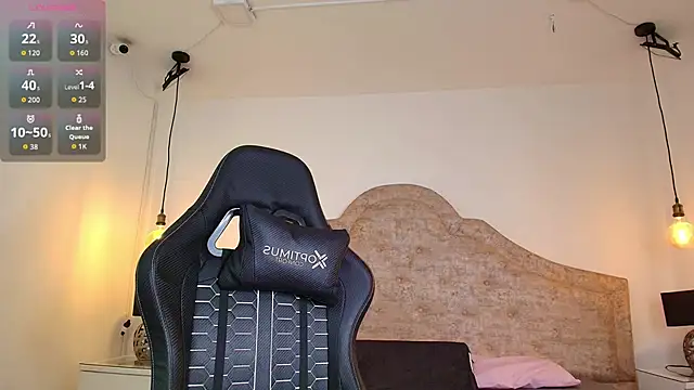 Victoria_Adams14's cam snapshot