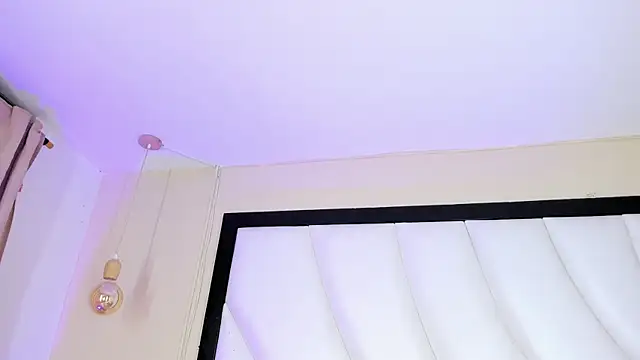 LoganMiller69 live sex cam