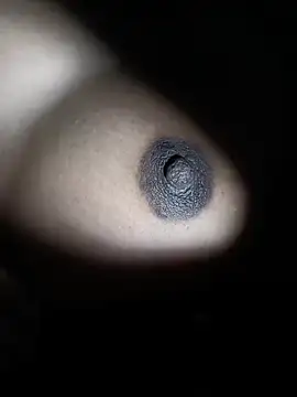 Tujo_islam's cam snapshot