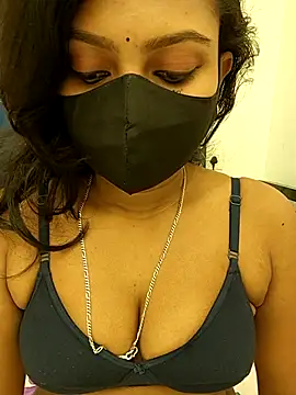 Sexy-suhana-'s cam snapshot