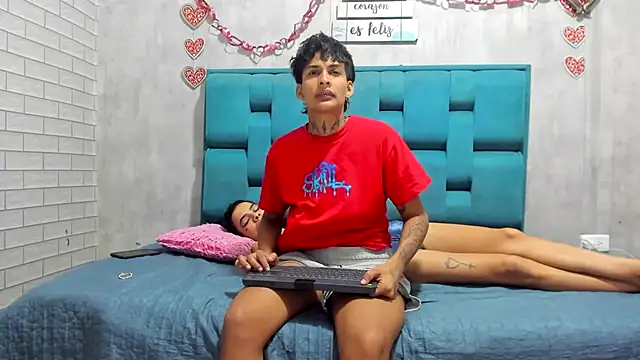 chicamir22's cam snapshot