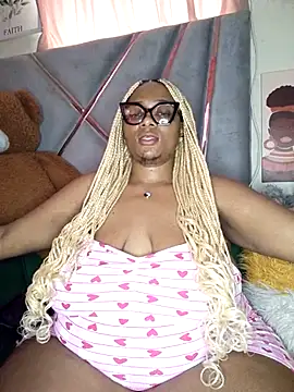 CocoBootyyy live sex cam