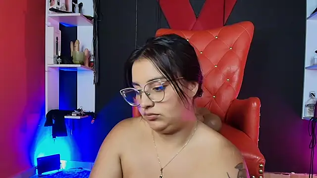 Miss_and_submissive2 live sex cam