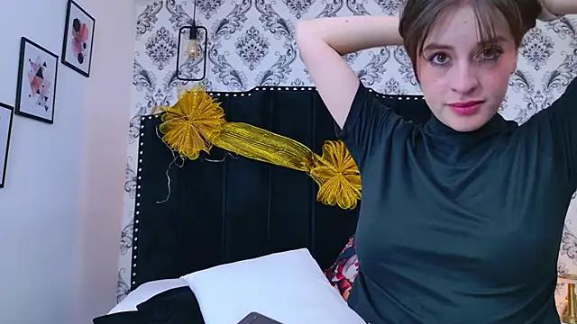 AmbherBlake's cam snapshot