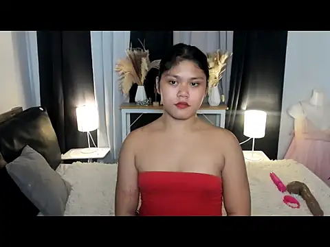 SpicyAlyssa69 live sex cam