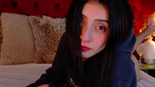 ZaraGold's cam snapshot