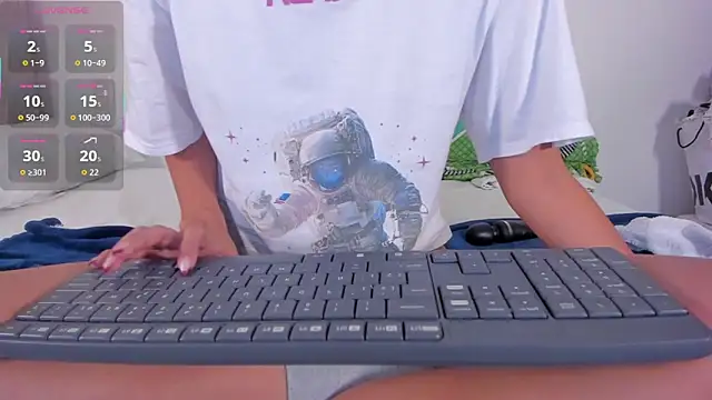 TIFFANYRUSSO's cam snapshot