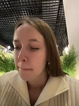 ElliRose live sex cam