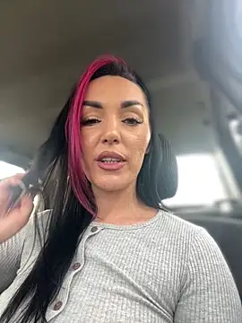 MeganFoxiy's cam snapshot