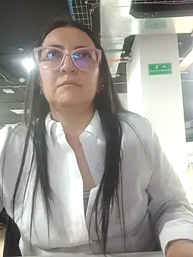 Monserratizzy's cam snapshot