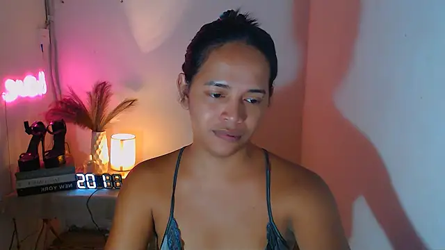 Lorainnelustts's cam snapshot