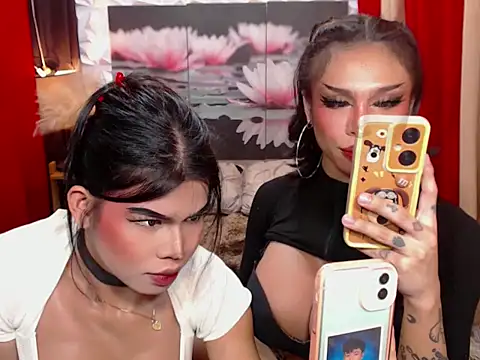 WILDROXIE's cam snapshot