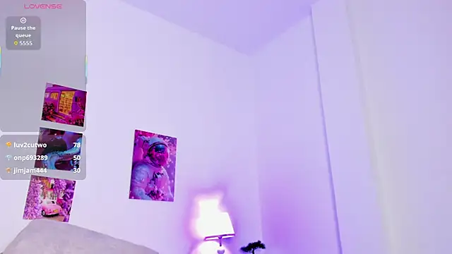 ebony_cutte's cam snapshot