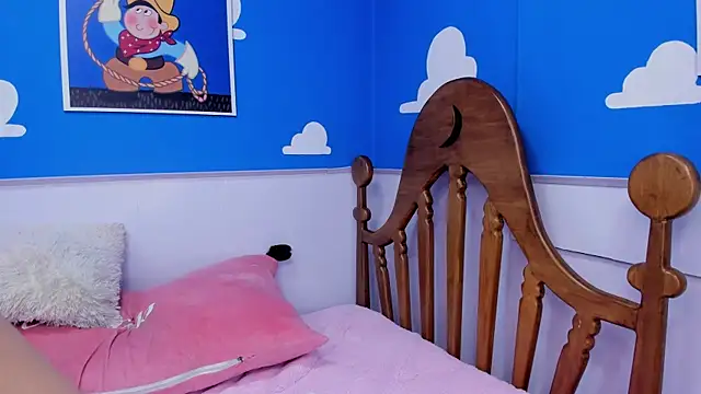 miss___megan's cam snapshot