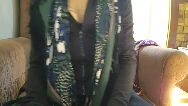 Sashakapoor's cam snapshot