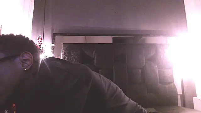 Jose_Smoke live sex cam