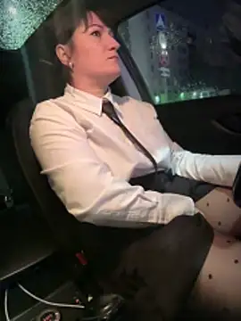 ZhenjaPoledance live sex cam