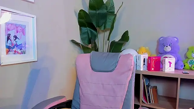 Emma_Lirys's cam snapshot